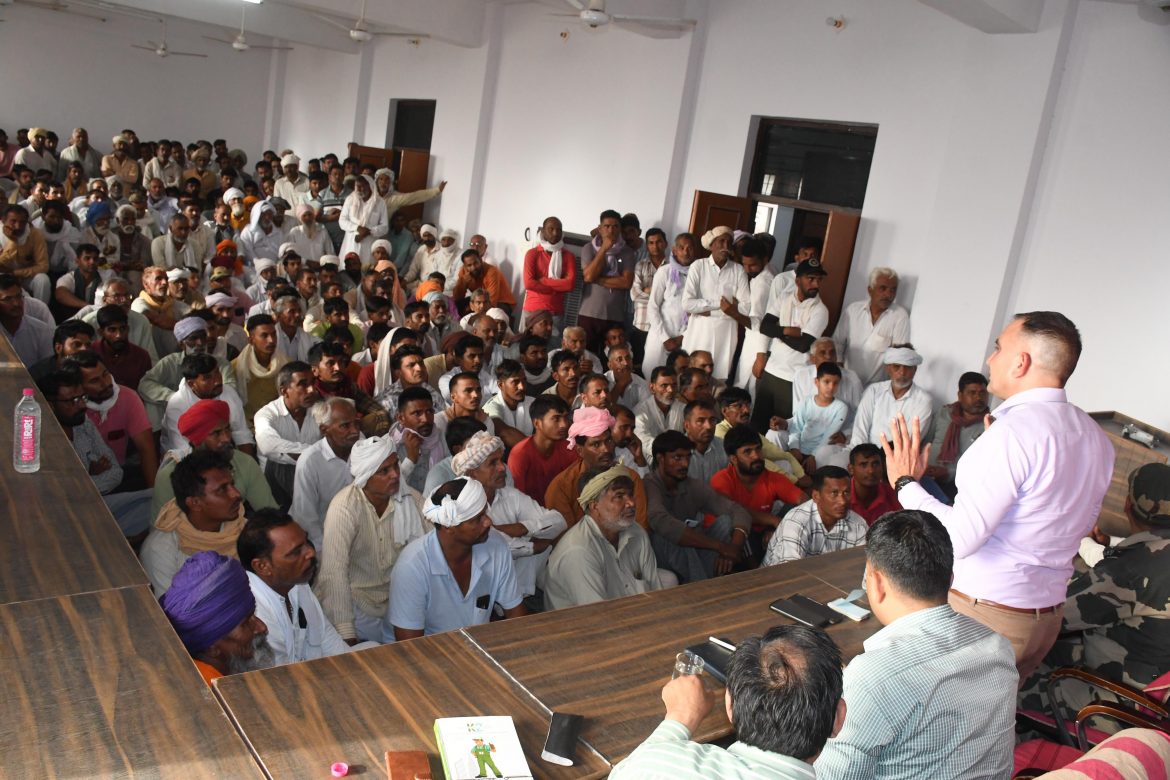 बीकानेर: अंतरराष्ट्रीय सीमा पर बढ़ती ड्रोन गतिविधियों को लेकर बीएसएफ का जागरूकता अभियान, गांवों में जाकर  डेमो के साथ अलर्ट रहने की अपील