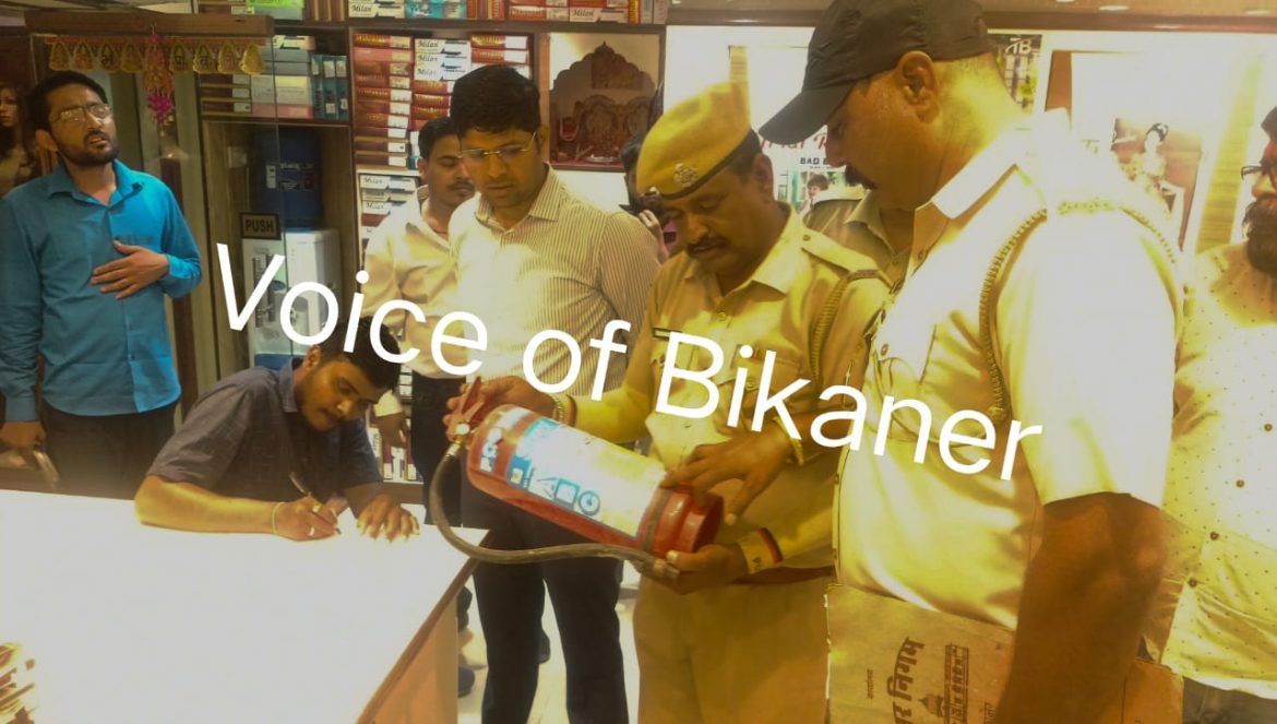 बीकानेर: खजांची मार्केट में निगम की कार्रवाई, अंडरग्राउंड दुकानों को दिए गए नोटिस, मचा हड़कंप