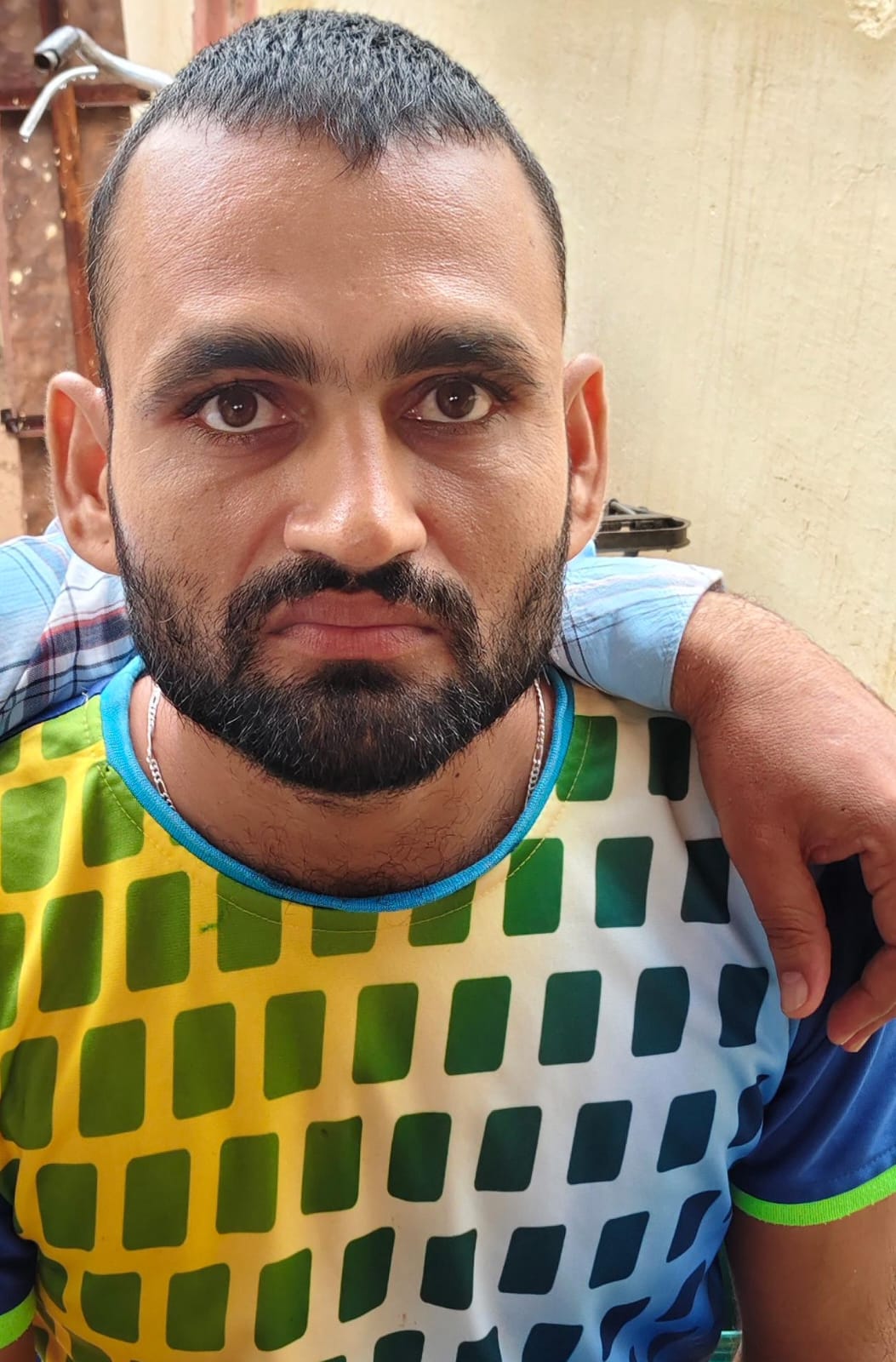 बीकानेर: नशे के खिलाफ पुलिस की बड़ी कार्रवाई, दो किलो अफीम के साथ एक आरोपी गिरफ्तार