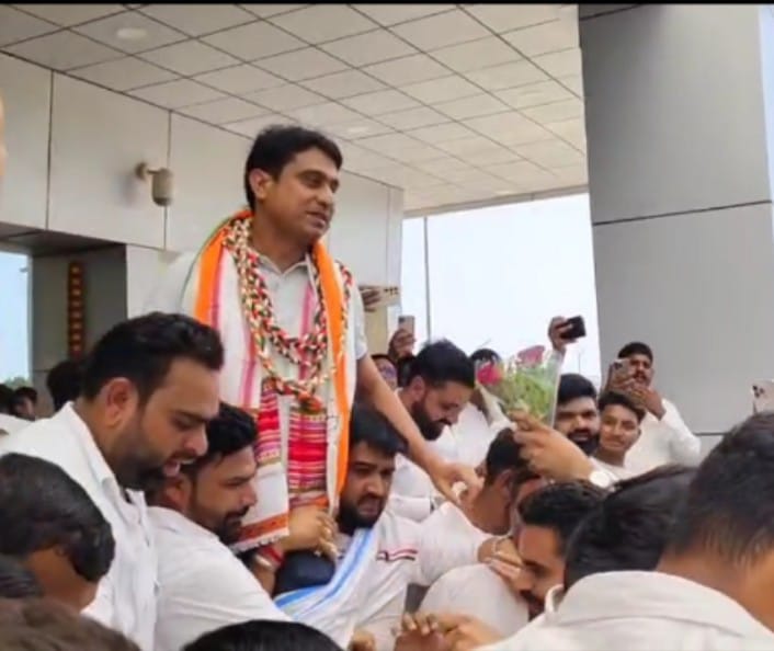 बीकानेर:  यूथ कांग्रेस के राष्ट्रीय अध्यक्ष उदयभानु चिब बीकानेर दौरे पर, कहा पीएम वोट चोरी करके सत्ता में आए, राहुल गांधी ने खोली पोल