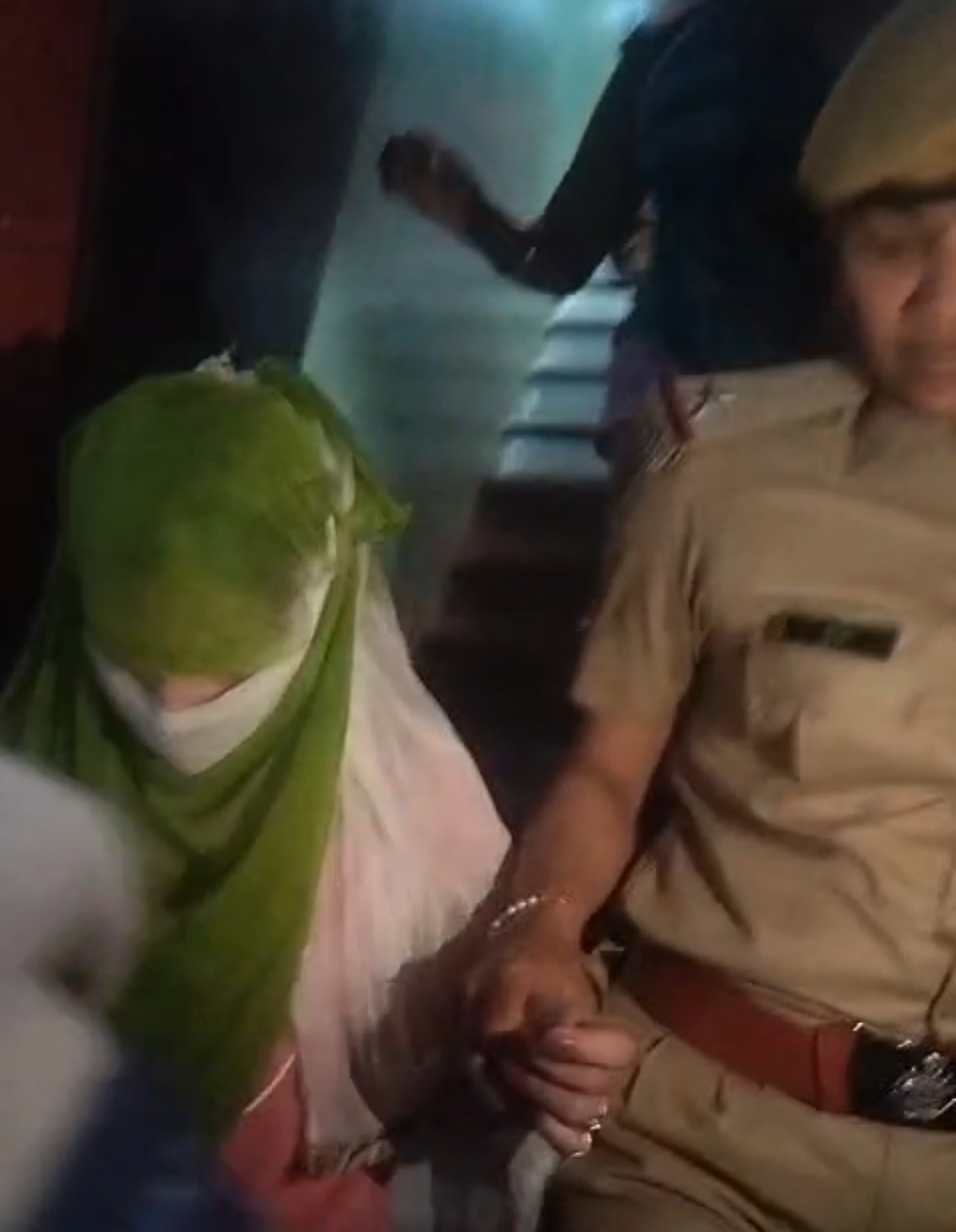 बीकानेर: स्पा सेंटर पर पुलिस का छापा, दो युवतियां और एक युवक हिरासत में