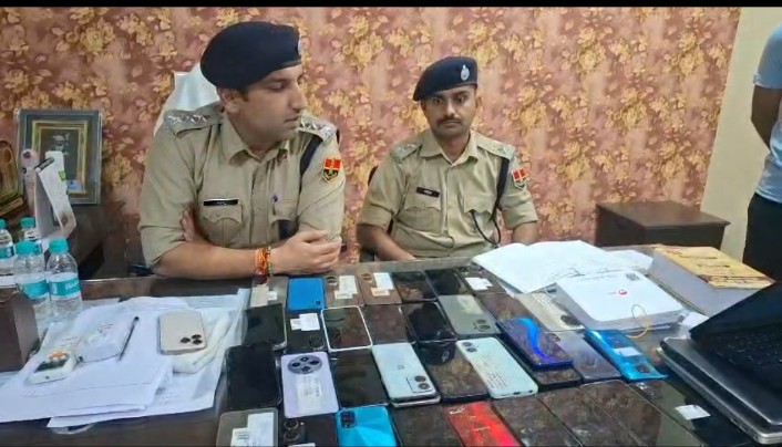 बीकानेर: आईपीएल पर ऑनलाइन सट्टा,किराए के मकान में चल रहा था खेल, 37 मोबाइल के साथ चार गिरफ्तार