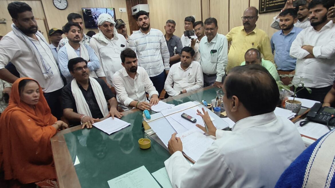 बीकानेर: पीबीएम में प्रसूताओं की तबियत बिगड़ने का मामला गरमाया, कांग्रेस ने अधीक्षक का किया घेराव