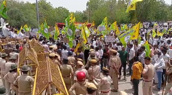 बीकानेर: पानी, बिजली और किसानों के मुद्दों पर आरएलपी का प्रदर्शन,सौंपा ज्ञापन