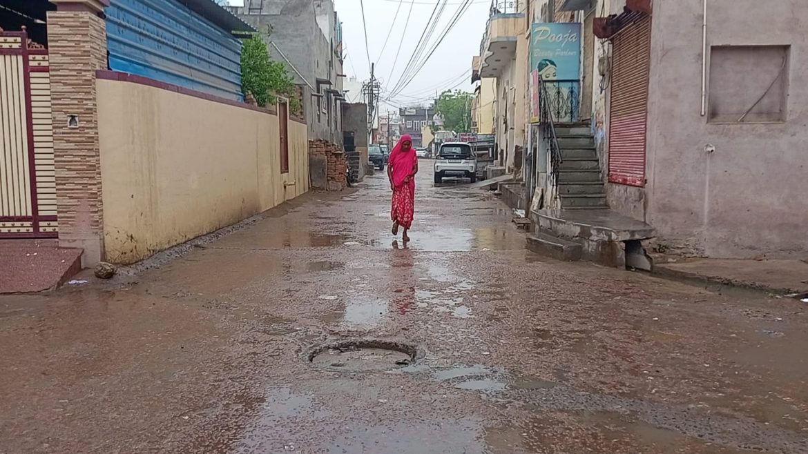 बीकानेर: मौसम ने बदली करवट, रिमझिम बारिश से बढ़ी ठंडक